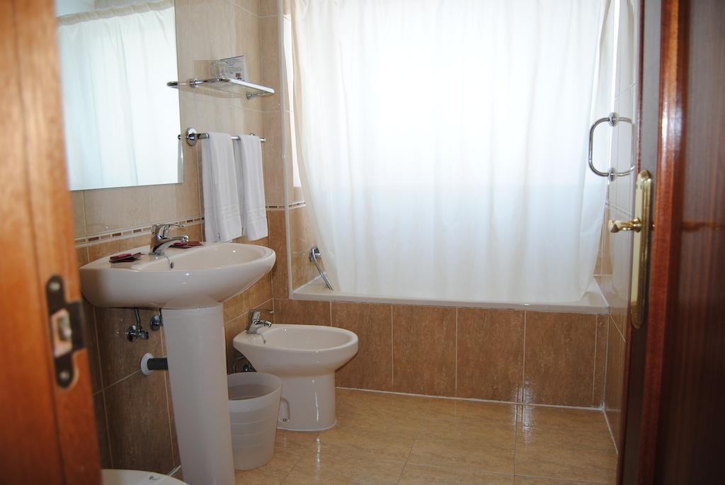 Hostal El Mirador La Lastrilla Zimmer foto